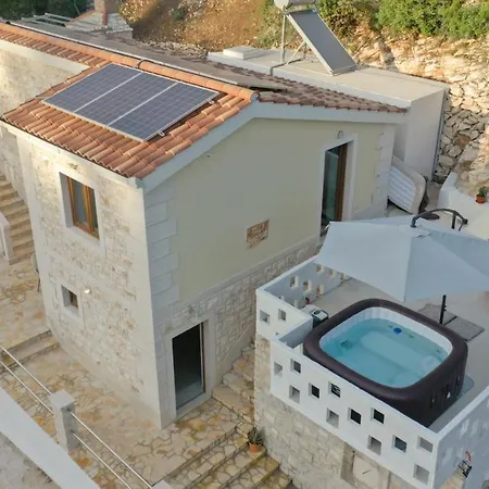 Holiday home Secluded Fisherman's Cove Prapratna - Prapatna